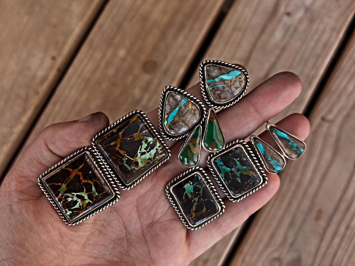 Large Blackjack Studs